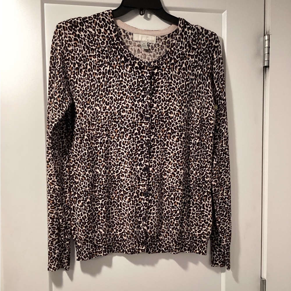 Nwot By Design Size M Cheetah Print‎ Sweater